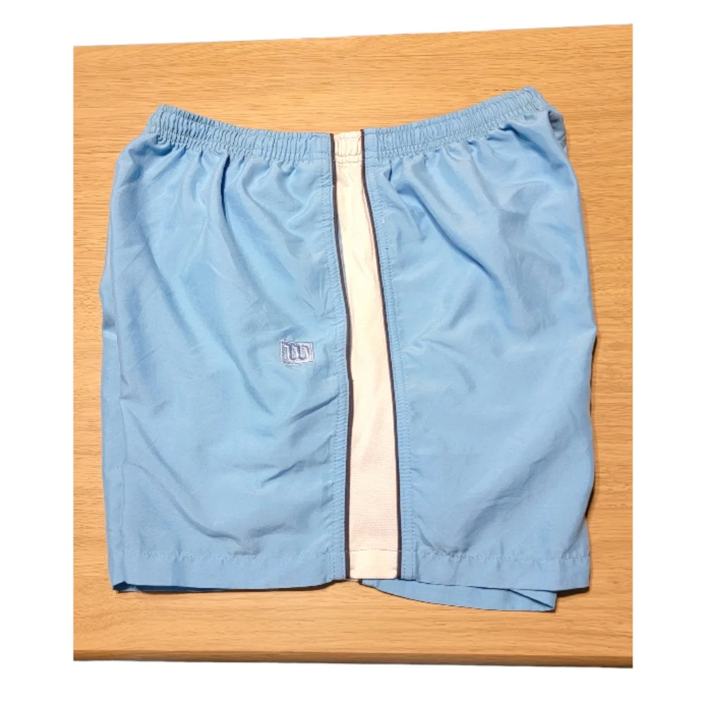 Wilson Exercise Shorts - Picture 3 of 7